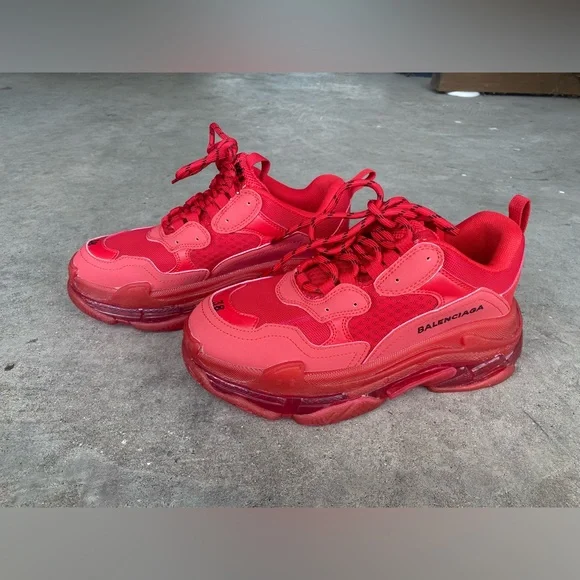 Balenciaga Triple S Clear Sole Sneakers in Red sz 5 (38)